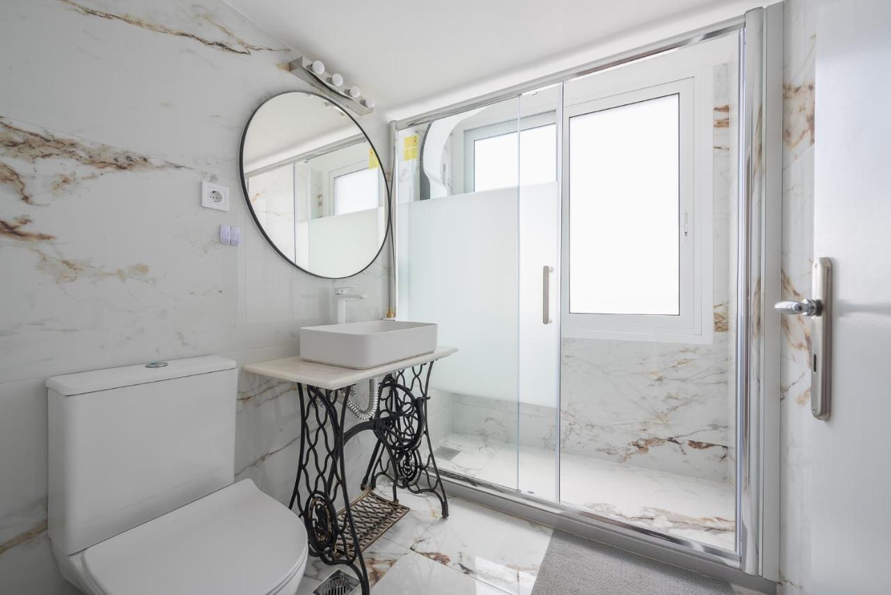 Stylish Luxury Apartment Near Acropolis At Syngrou-Fix Metro Station Афины Экстерьер фото